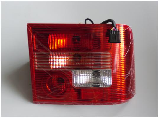 Right rear combination light (24V)