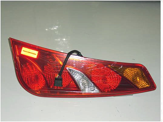 Right rear combination light