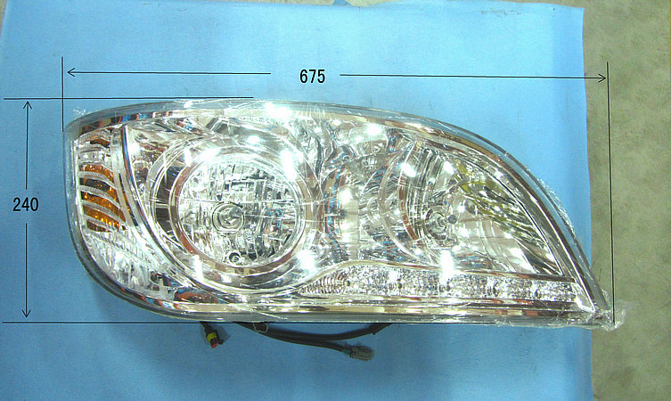 Lumière avant de combinaison droite-1