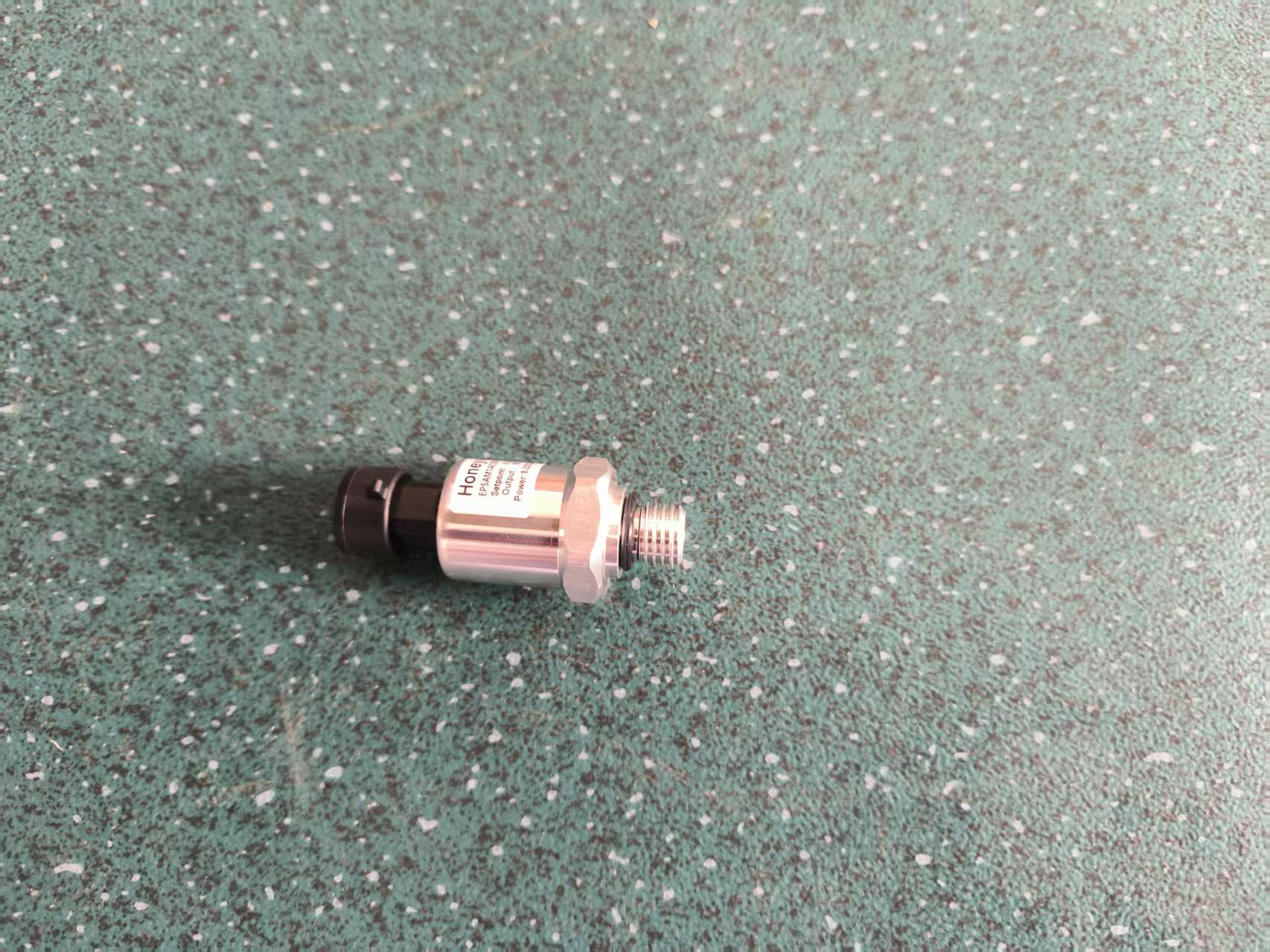 Sensor (brake pressure)