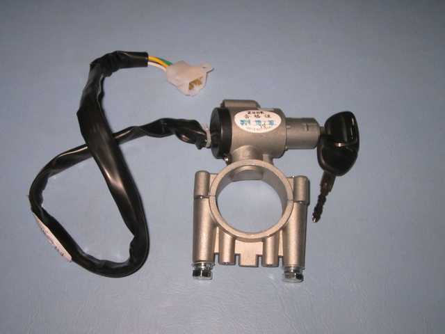 Ignition lock (34DLV152-100-02)