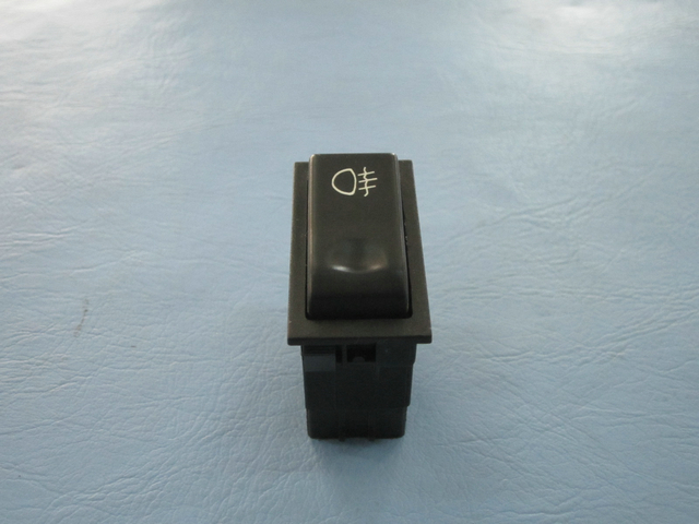 Rocker switch (front fog light)