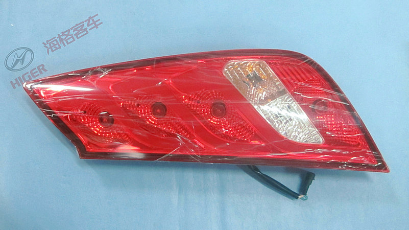 Right rear combination light-1