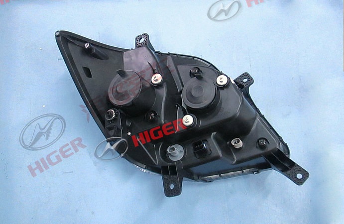 Left front combination light