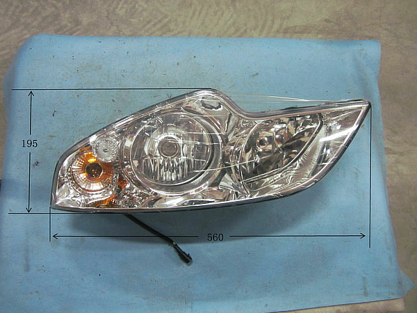 Left front combination light