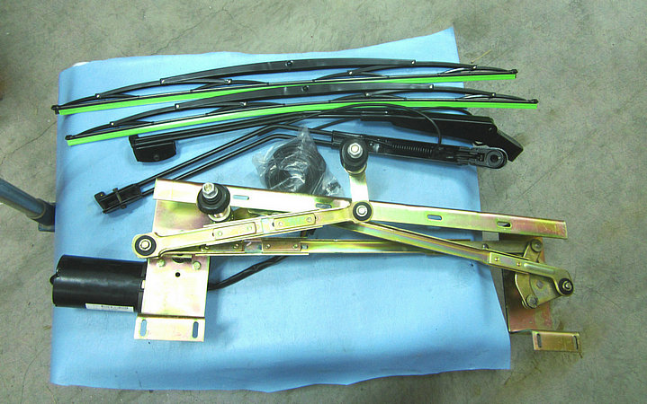 Wipers and scrubbers