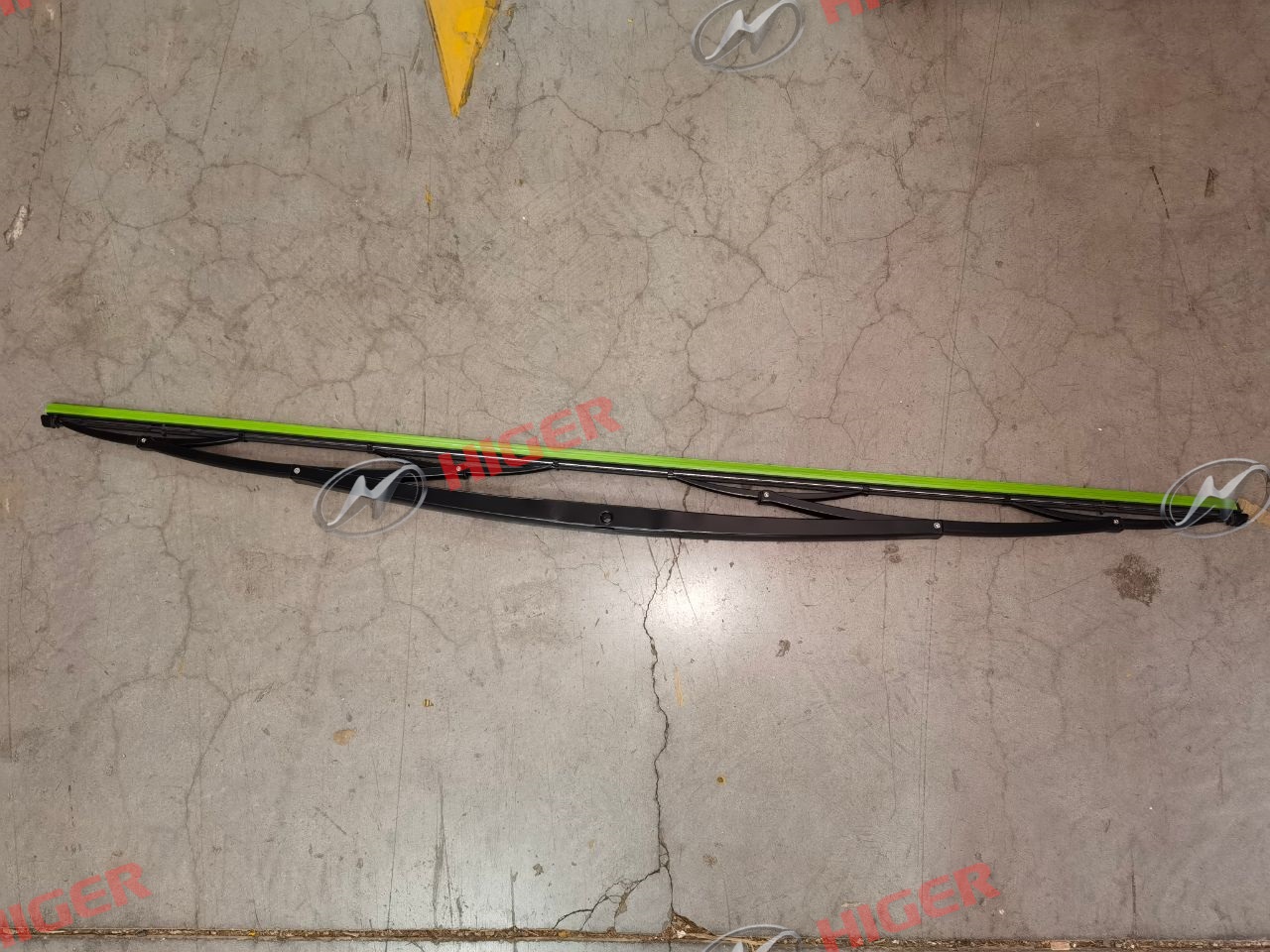 Лопаточная полоса протектора