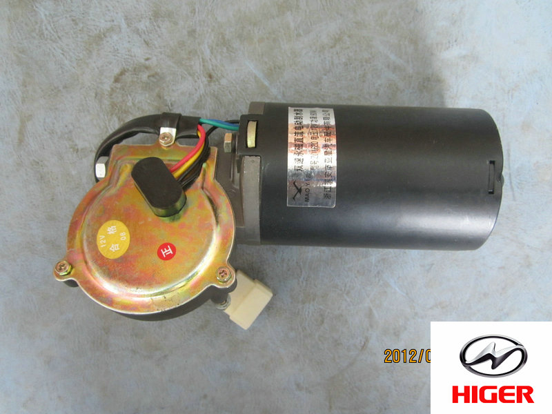 Moteur d'essuie-glaces