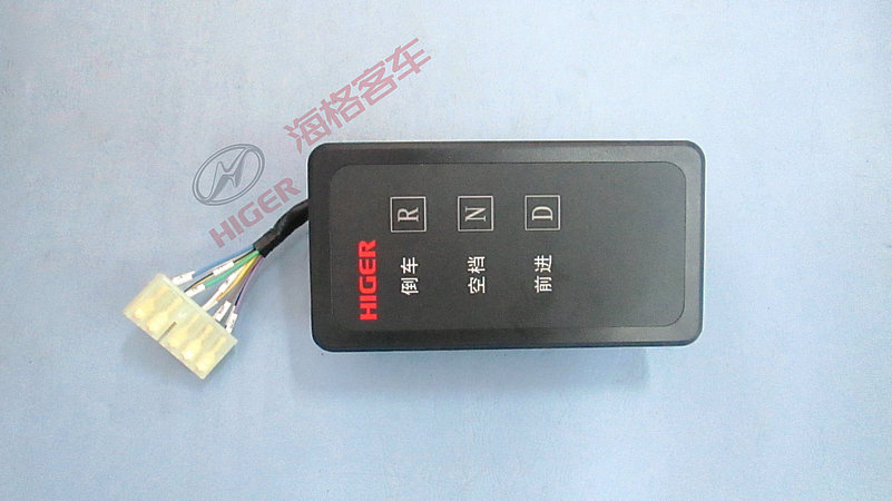 Регулятор (чистая электрическая панель передач)