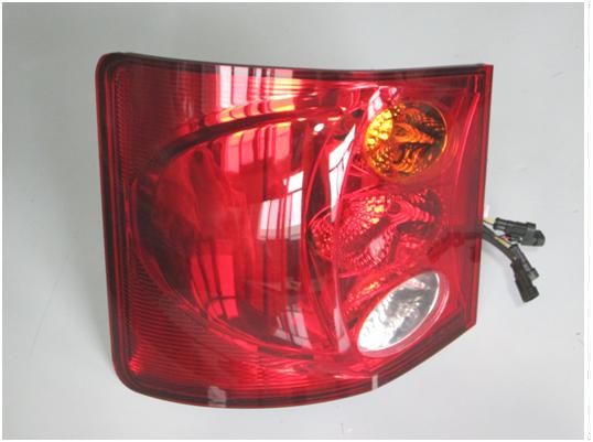 Feu Combinaison arrière gauche