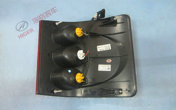 后组合灯(右侧)-1