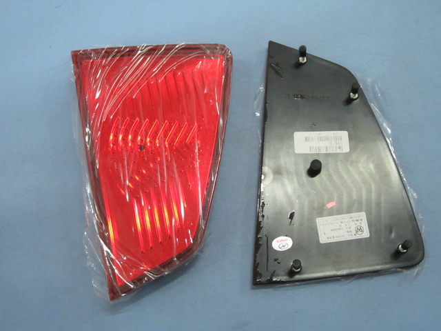 Panneau décoratif (à gauche)