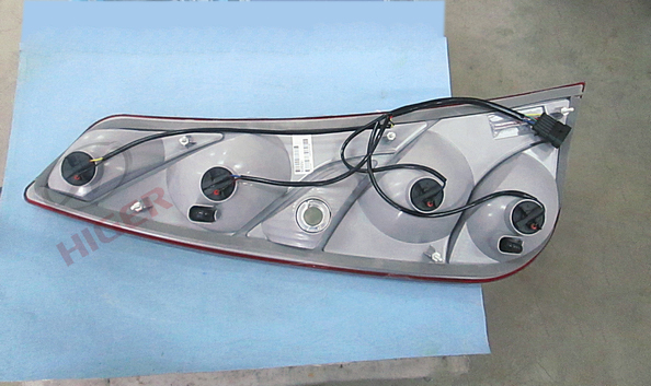 Right rear combination light