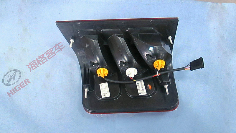 Right rear combination light