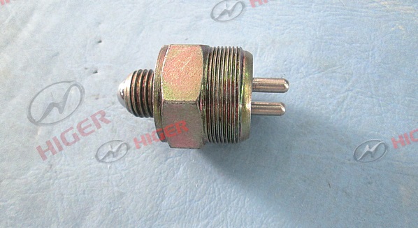 Reverse switch