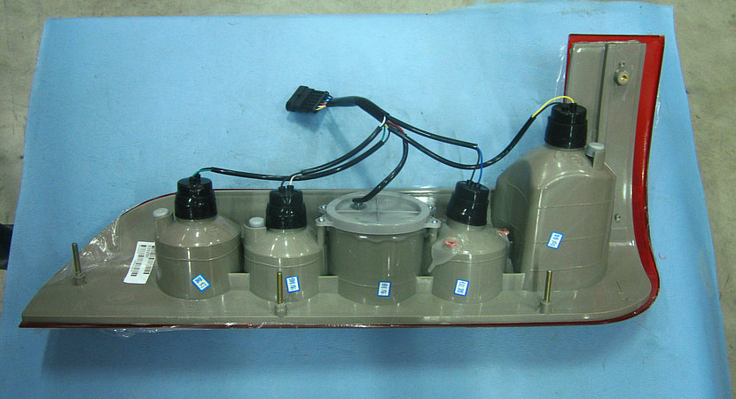 Right rear combination light-1