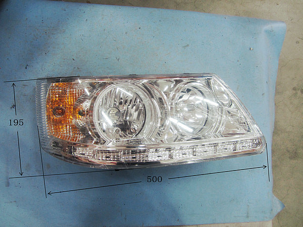 Right front combination light