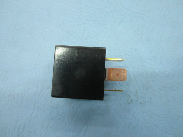 Relais haute vitesse de l'Essuie-glace-1