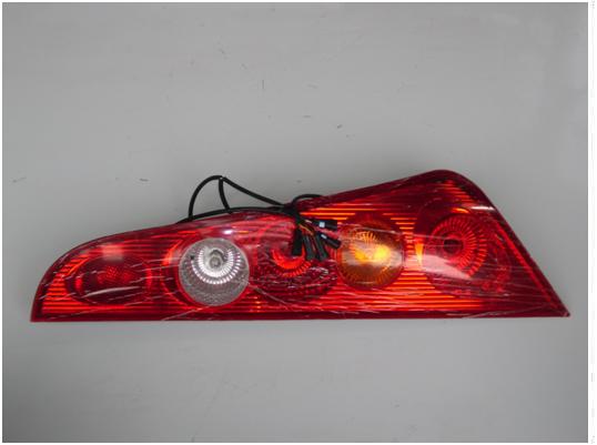 Right rear combination light