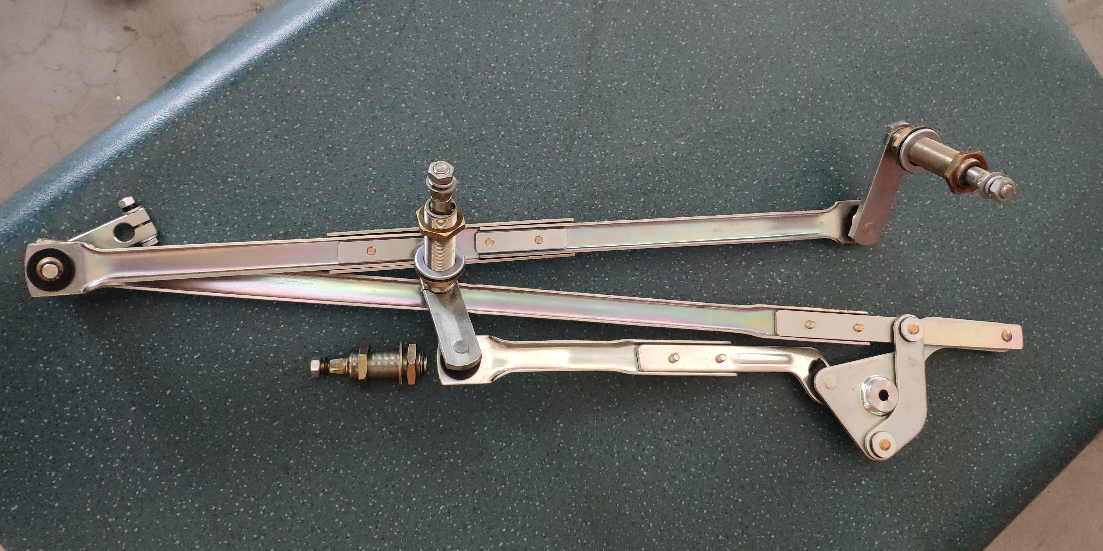 Wiper connecting rod
