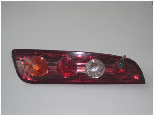Right rear combination light