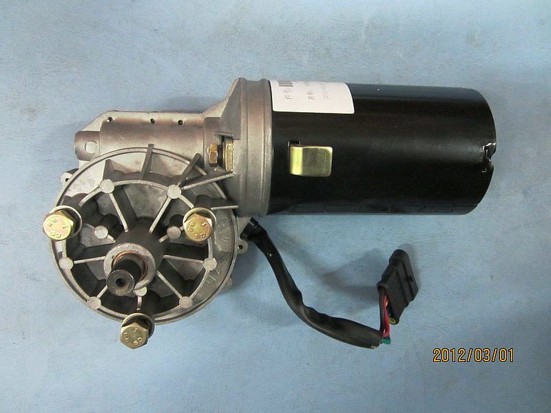 Moteur d'essuie-glaces (AMP)-1