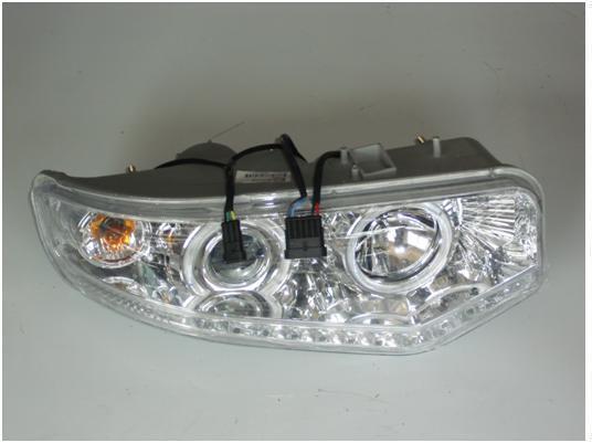 Right front combination light