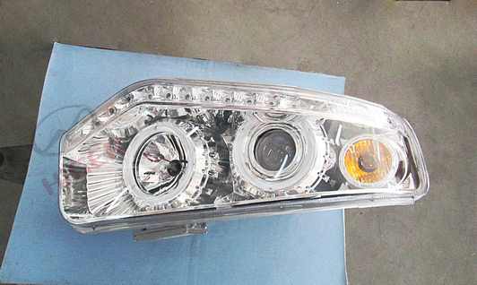 Right front combination lamp ((right xenon))