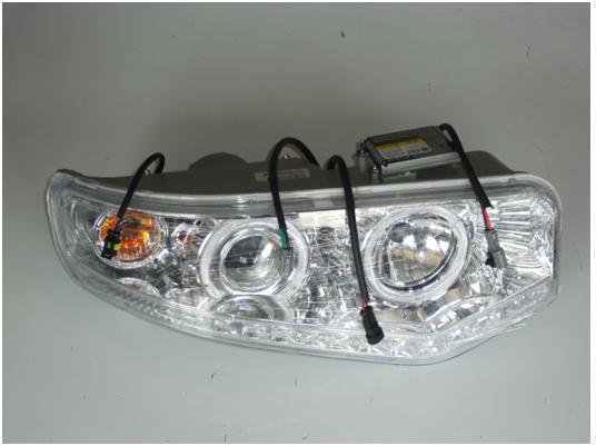 Right front combination lamp (xenon)