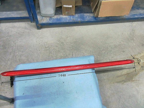 Feu de frein élevé