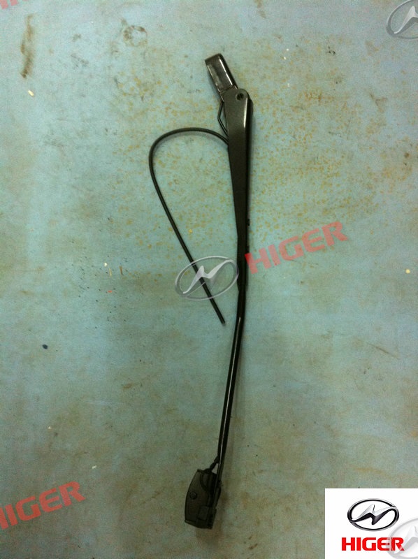 Wiper arm (right)