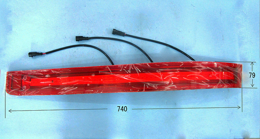 Feux de combinaison arrière droit (freinage, direction, profil)-1