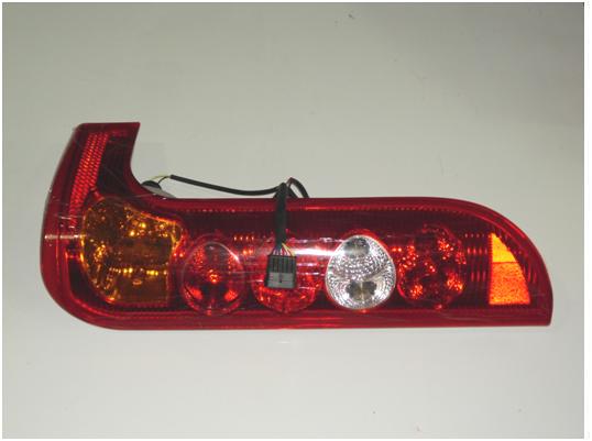 Right rear combination light