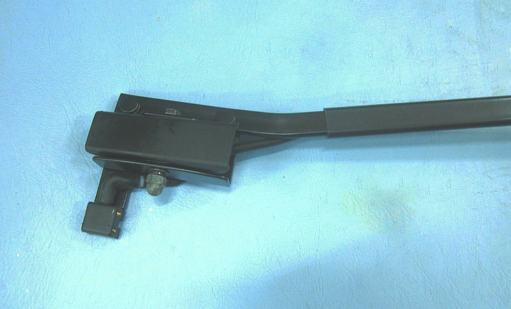 Right scraping arm-1