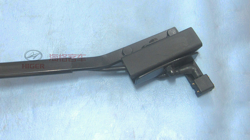 Bras d'essuie-glaces (à gauche)-1