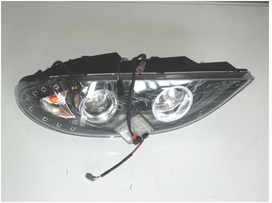 Left front combination light
