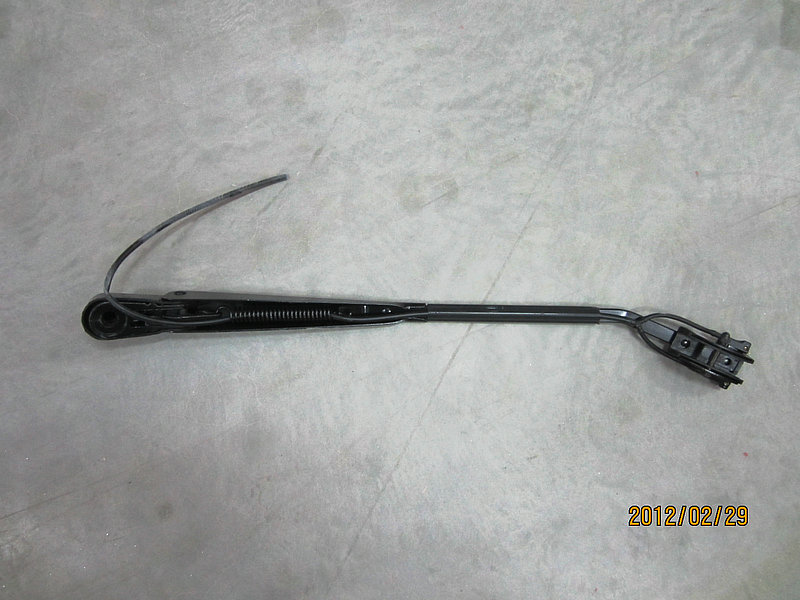 Wiper arm (left)-1