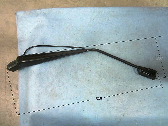 Wiper arm (right)