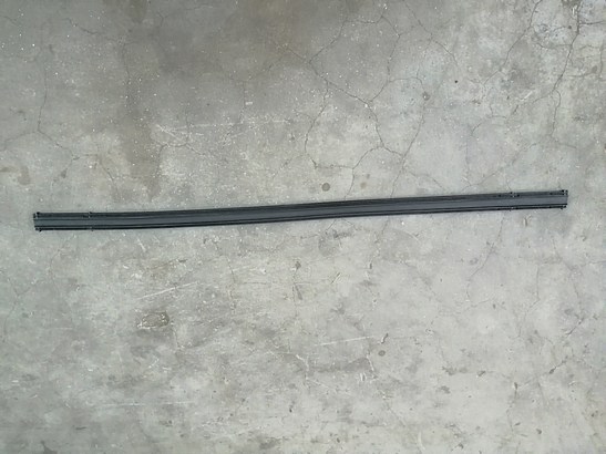 Wiper blade (rubber strip)