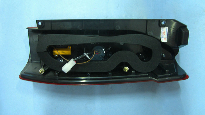 Combination light (back right)-1