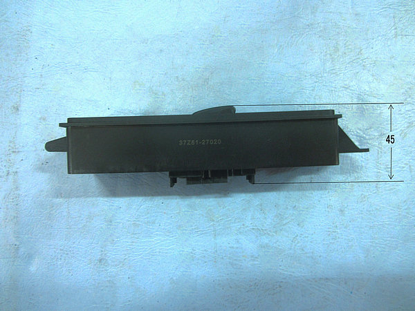Right front door switch-1