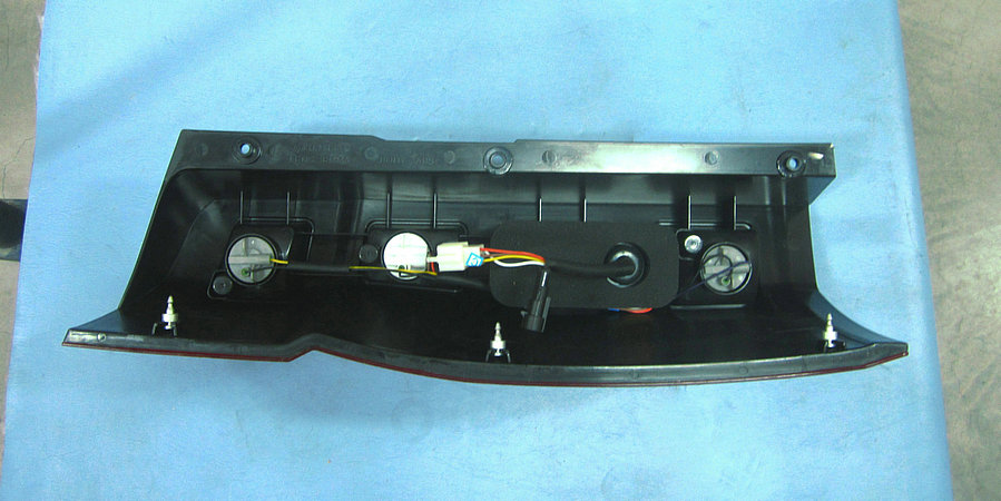 Right rear combination light-2