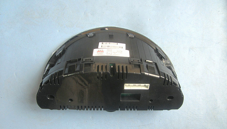 Instrument cluster-1