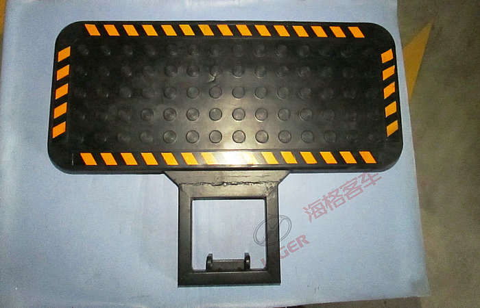 Stepping board assembly