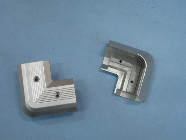 Угол осциллятора (световая полоса СИД)