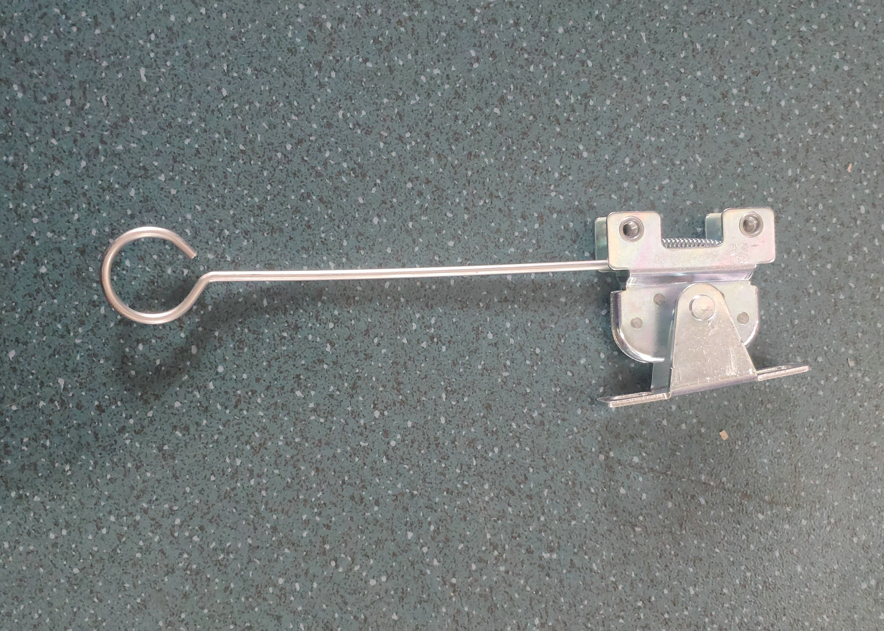 Door lock assembly (front bumper bumper lock)
