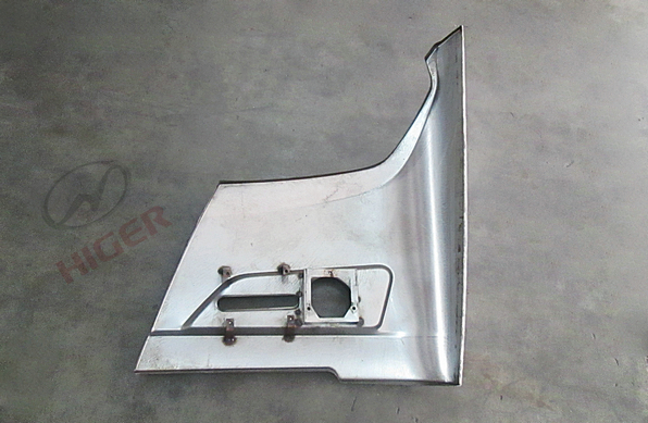 Front bumper (right front)-1