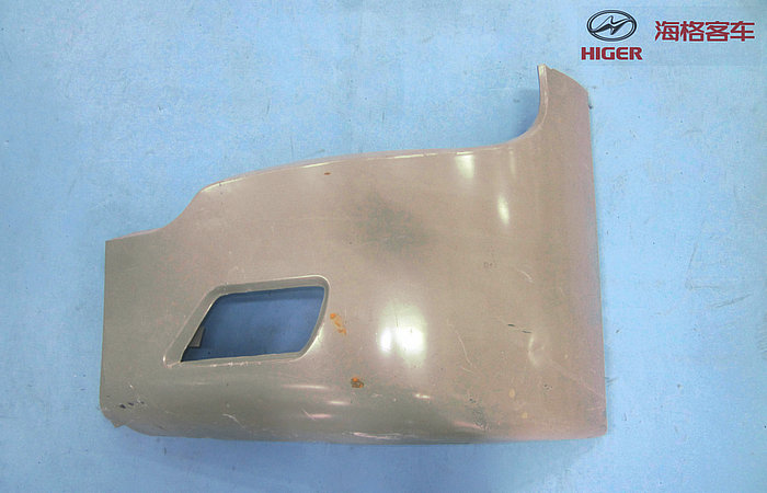 Передний бампер (левый элемент)