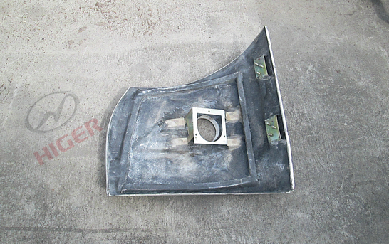 Правый элемент переднего бампера