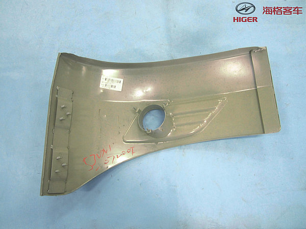 保险杠(右翻转铁质冲压)-1